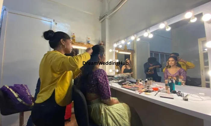 Aruna Gupta Makeup Artist